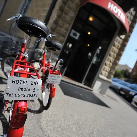 Zio Hotel