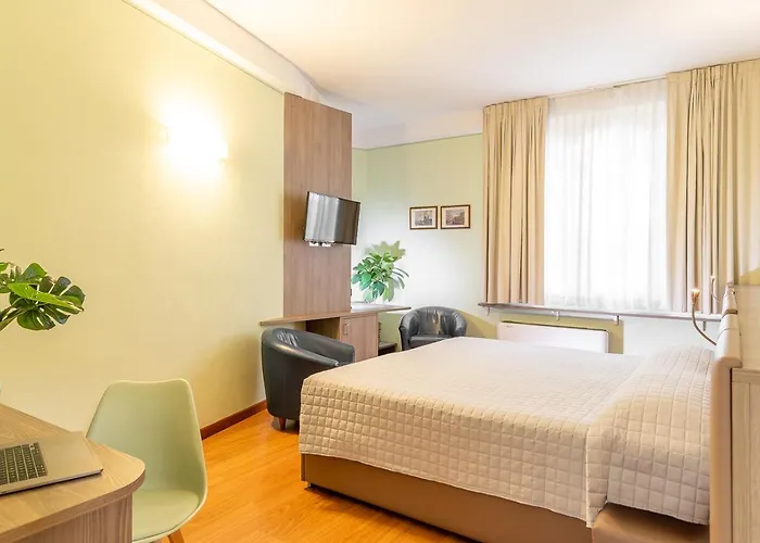 호텔 자오 이몰라